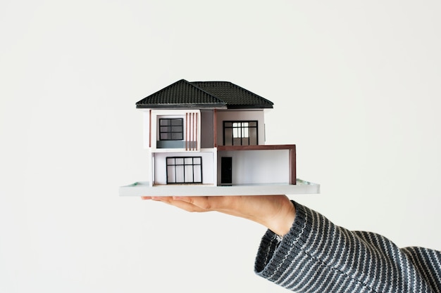 Real estate agent license